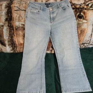 EUC Ann Taylor Capri Jeans